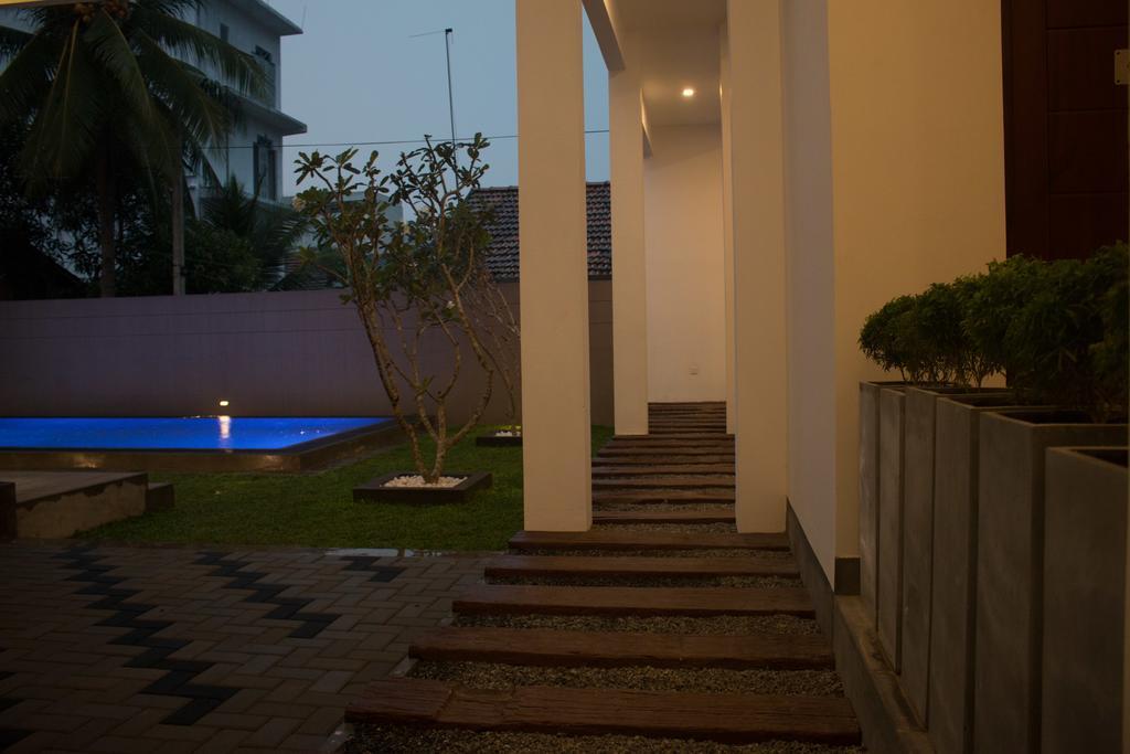 The Suite 262 Negombo Extérieur photo