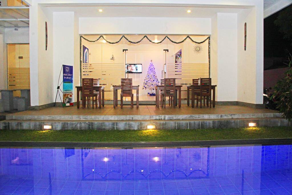 The Suite 262 Negombo Extérieur photo
